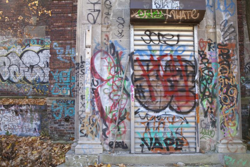 Graffiti Size and Complexity